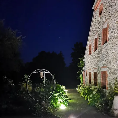 Le Jardin Du Petit Gonio Bed & Breakfast Felleries